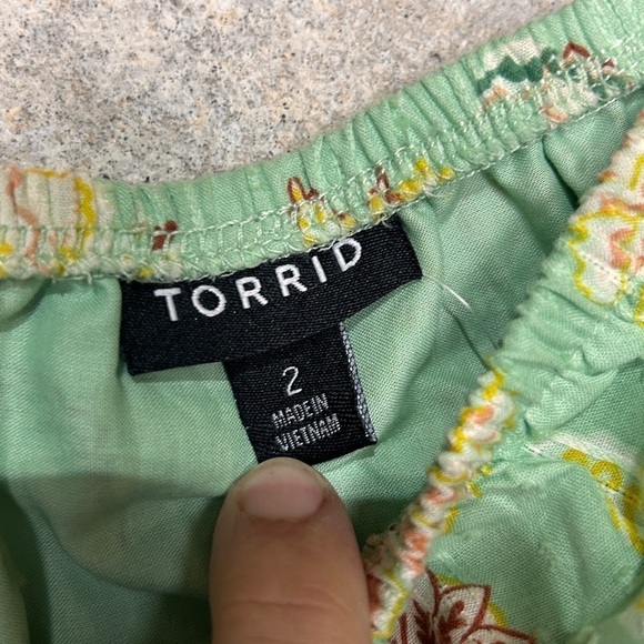 Torrid mint green yellow paisley floral smocked peasant blouse size 2x - Picture 6 of 9